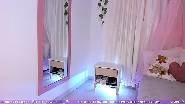 little kawaiigirl  online show from 12/04/24, 07:17