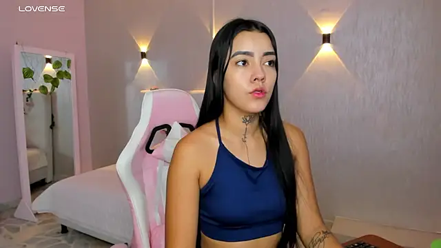 miagomezweb1 online show from 03/06/25, 01:24