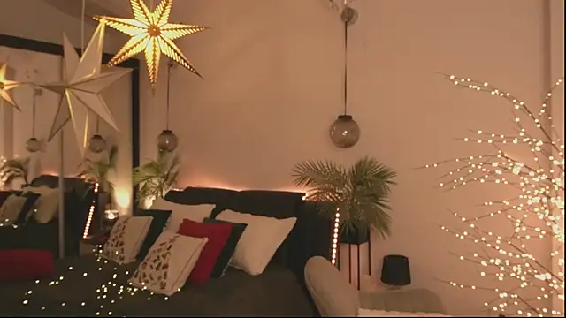 DaisyStacey online show from 12/05/25, 07:43