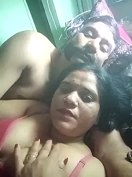 Snapshot of Nkumar173 chatting on 10/31/25, 07:37 Nkumar173 online show from 10/31/25, 07:37