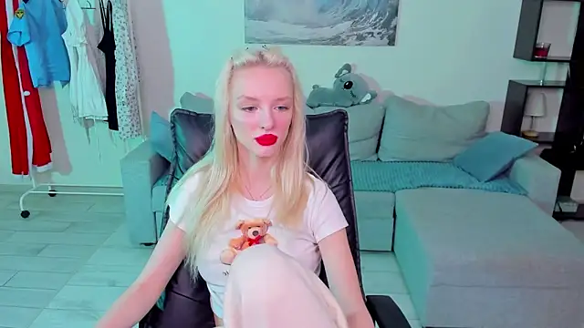 AleksaBlonde online show from 01/16/25, 09:59