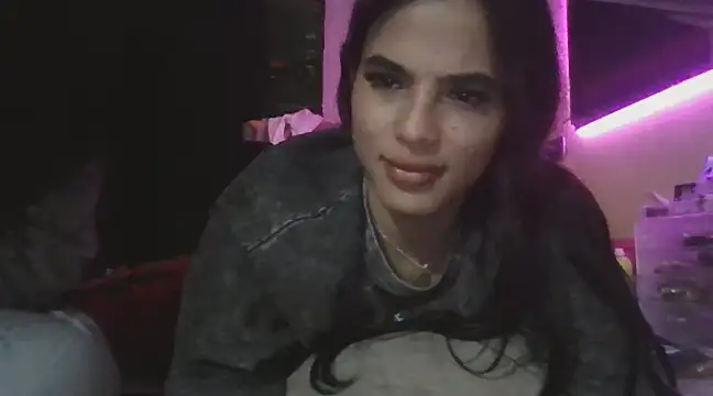 Snapshot of Samys_World chatting on 02/10/25, 02:52 Samys World online show from 02/10/25, 02:52