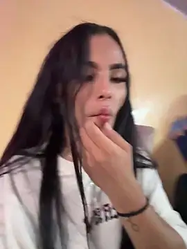 Snapshot of Samys_World chatting on 02/20/25, 02:40 Samys World online show from 02/20/25, 02:40