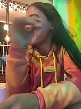 Snapshot of Samys_World chatting on 02/22/25, 01:22 Samys World online show from 02/22/25, 01:22