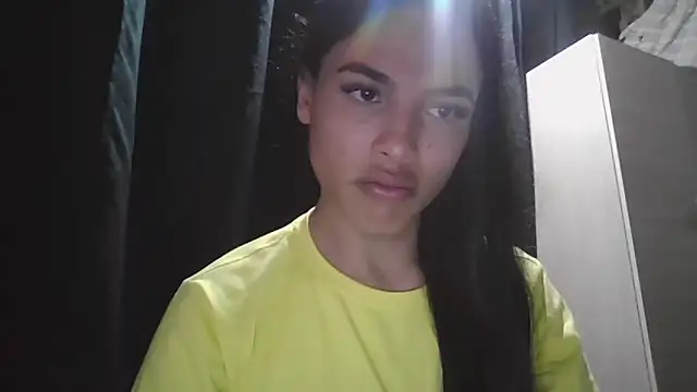 Snapshot of Samys_World chatting on 09/22/25, 12:56 Samys World online show from 09/22/25, 12:56