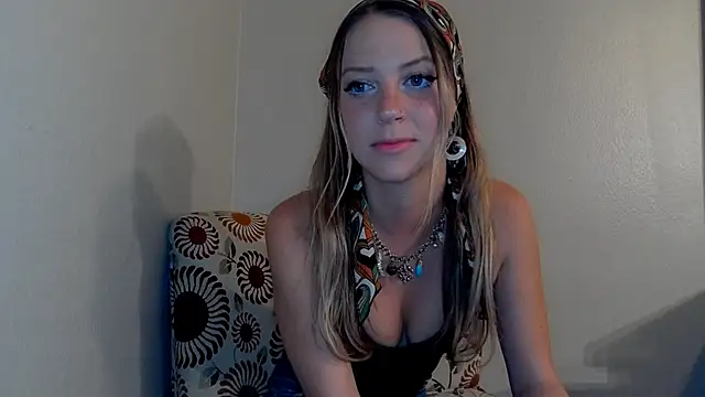 molly witha chance online show from 03/16/25, 01:28