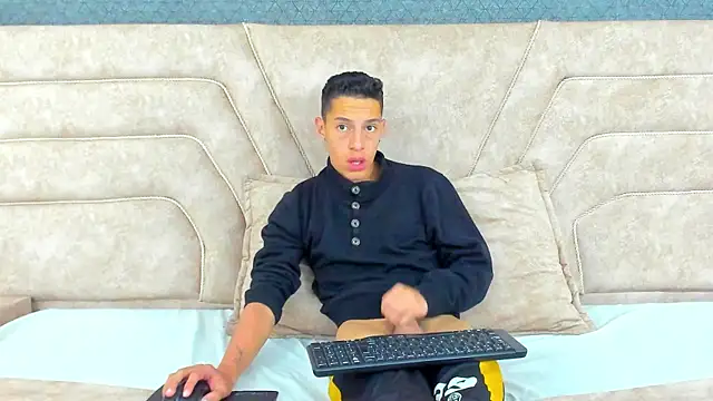 thiago19s online show from 01/12/25, 12:28