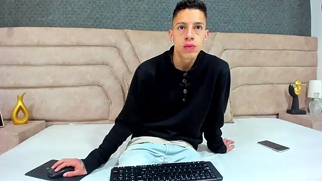 Snapshot of thiago19s chatting on 07/02/26, 12:33 thiago19s online show from 07/02/26, 12:33