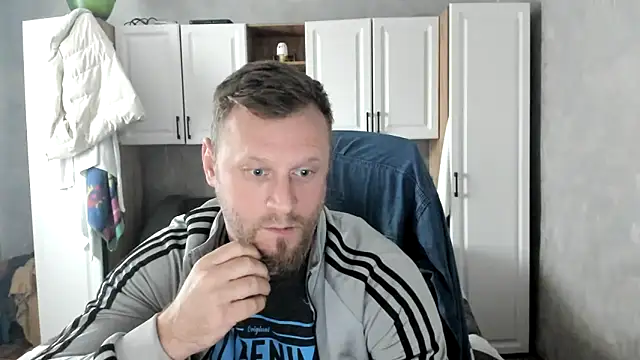 ANGELALEXYNO2024 online show from 10/22/25, 12:16