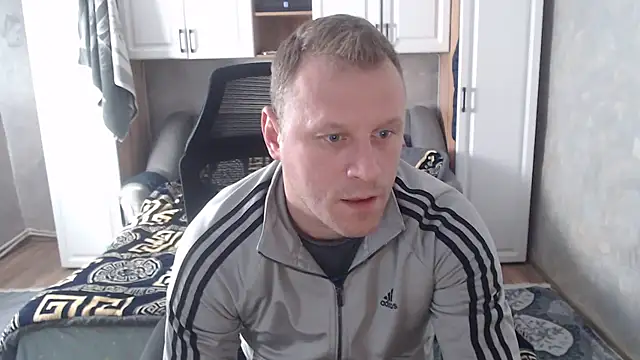 ANGELALEXYNO2024 online show from 11/14/25, 09:30