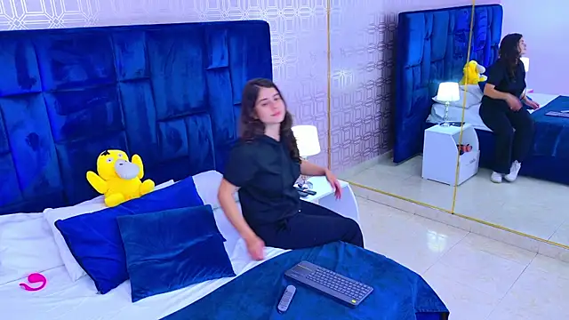 LexaDeRusso online show from 02/06/26, 07:39