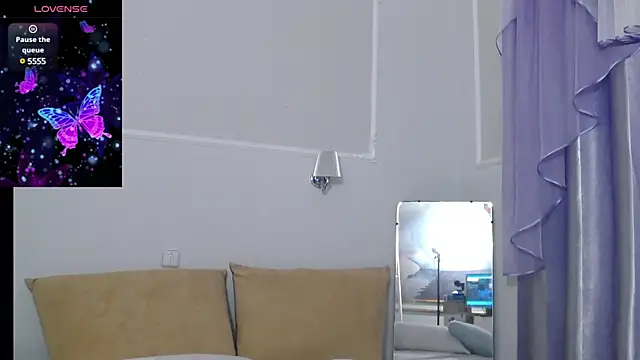 Snapshot of MonicaMelano chatting on 01/15/25, 04:54 MonicaMelano online show from 01/15/25, 04:54