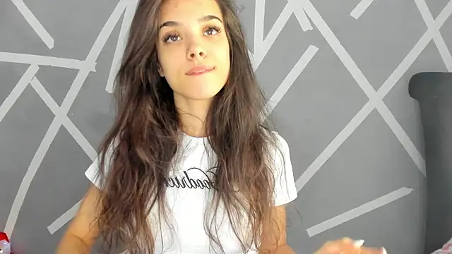 BabyAylin online show from 12/18/24, 05:59