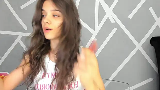 BabyAylin online show from 01/09/25, 05:23