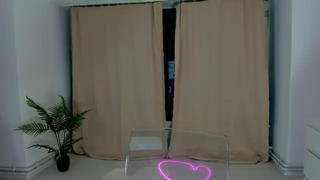 BabyAylin online show from 10/03/25, 04:20