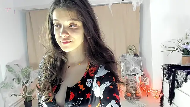 BabyAylin online show from 10/28/25, 05:22