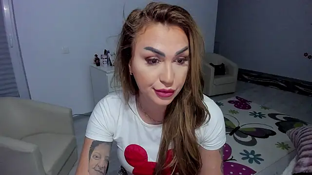 GlossyDiamondX online show from 01/30/25, 04:58