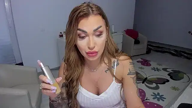 GlossyDiamondX online show from 02/12/25, 05:47