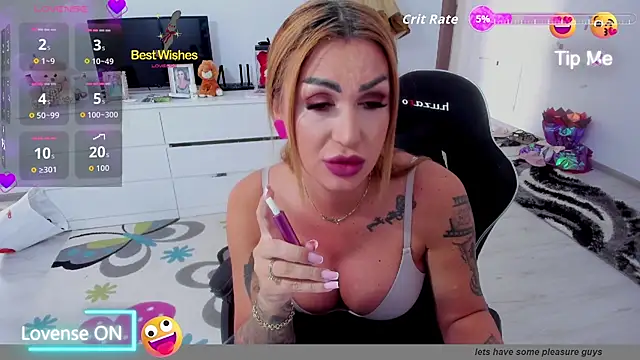 GlossyDiamondX online show from 09/25/25, 10:19