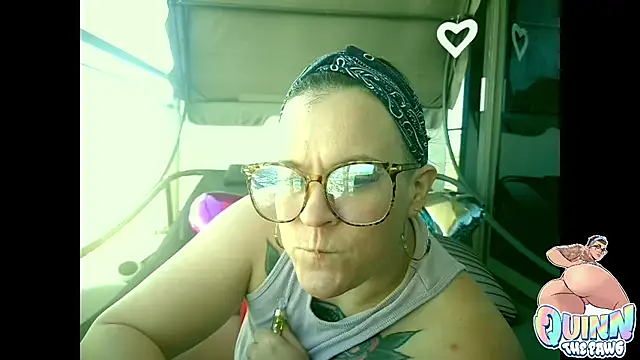 quinnmariexo online show from 12/17/25, 05:08