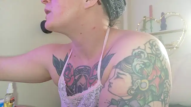 quinnmariexo online show from 03/27/26, 07:46