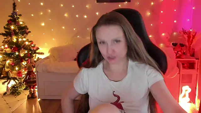 desperatehousewife   online show from 01/15/25, 12:15