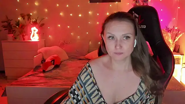 desperatehousewife   online show from 01/21/25, 05:51