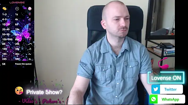 Snapshot of RealManHaveHairy chatting on 05/09/26, 05:23 RealManHaveHairy online show from 05/09/26, 05:23