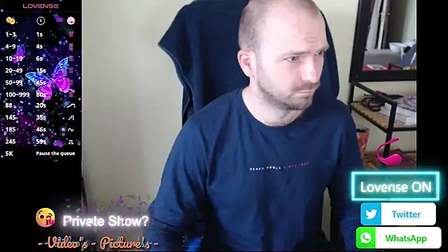Snapshot of RealManHaveHairy chatting on 05/19/26, 05:08 RealManHaveHairy online show from 05/19/26, 05:08