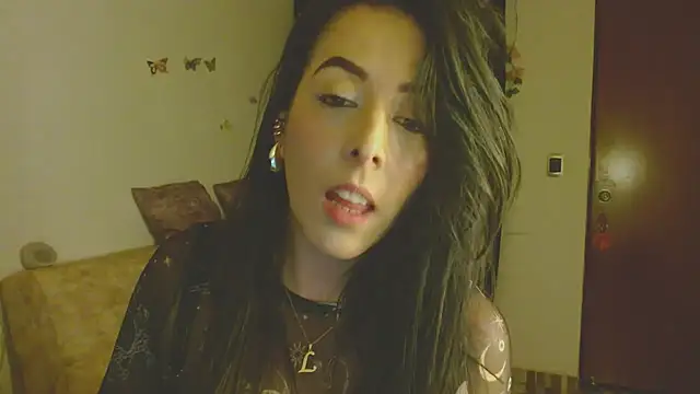 Snapshot of ella_peck chatting on 06/01/26, 12:12 ella peck online show from 06/01/26, 12:12