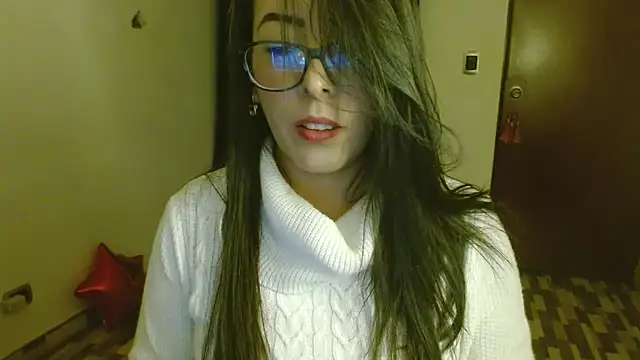 Snapshot of ella_peck chatting on 07/21/26, 03:53 ella peck online show from 07/21/26, 03:53