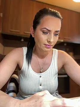 Hotmomcheckk  online show from 01/22/25, 08:29