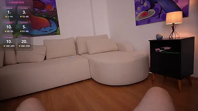 Snapshot of cuteface_bigass_ chatting on 10/05/25, 06:28 cuteface bigass  online show from 10/05/25, 06:28