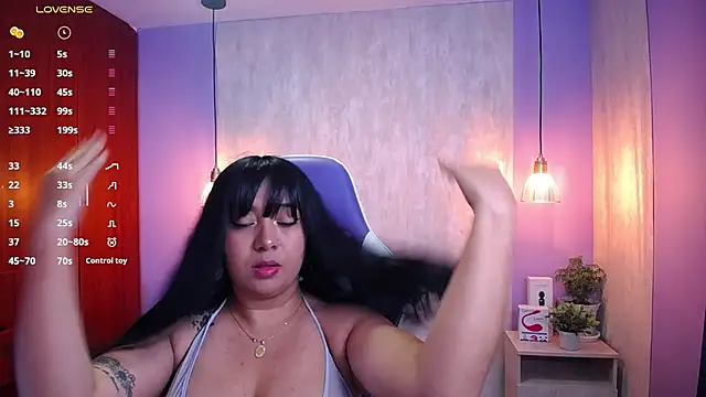 Snapshot of danny_goddess chatting on 03/08/25, 02:23 danny goddess online show from 03/08/25, 02:23
