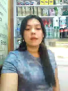 Snapshot of Sophie-hatter chatting on 01/13/25, 02:11 Sophie-hatter online show from 01/13/25, 02:11