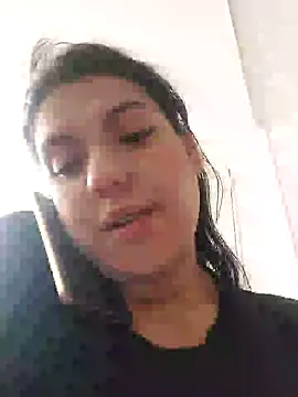 Snapshot of Sophie-hatter chatting on 02/02/25, 05:26 Sophie-hatter online show from 02/02/25, 05:26