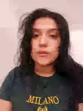 Snapshot of Sophie-hatter chatting on 02/03/25, 07:21 Sophie-hatter online show from 02/03/25, 07:21