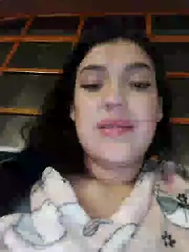 Snapshot of Sophie-hatter chatting on 02/12/25, 12:58 Sophie-hatter online show from 02/12/25, 12:58