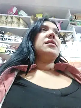 Snapshot of Sophie-hatter chatting on 02/13/25, 07:52 Sophie-hatter online show from 02/13/25, 07:52