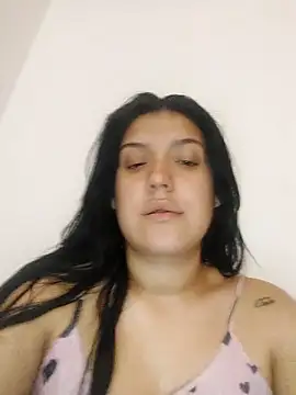 Snapshot of Sophie-hatter chatting on 02/15/25, 03:28 Sophie-hatter online show from 02/15/25, 03:28