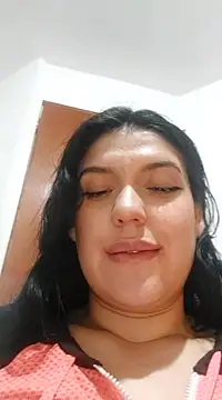 Snapshot of Sophie-hatter chatting on 03/04/25, 02:27 Sophie-hatter online show from 03/04/25, 02:27