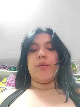 Snapshot of Sophie-hatter chatting on 03/04/25, 02:21 Sophie-hatter online show from 03/04/25, 02:21