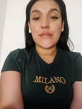 Snapshot of Sophie-hatter chatting on 03/09/25, 02:50 Sophie-hatter online show from 03/09/25, 02:50