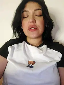 Snapshot of Sophie-hatter chatting on 03/13/25, 11:16 Sophie-hatter online show from 03/13/25, 11:16