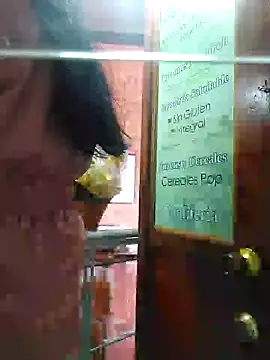 Snapshot of Sophie-hatter chatting on 03/14/25, 02:41 Sophie-hatter online show from 03/14/25, 02:41