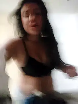 Snapshot of Sophie-hatter chatting on 03/17/25, 08:30 Sophie-hatter online show from 03/17/25, 08:30