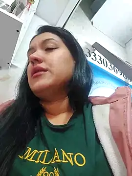 Snapshot of Sophie-hatter chatting on 03/20/25, 02:42 Sophie-hatter online show from 03/20/25, 02:42