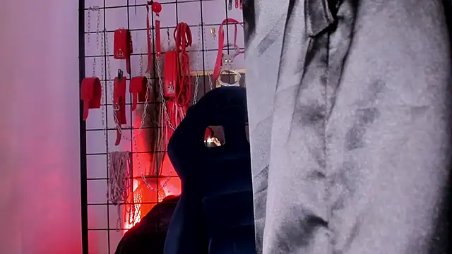 Snapshot of charrlotte_quinn chatting on 01/20/25, 08:50 charrlotte quinn online show from 01/20/25, 08:50