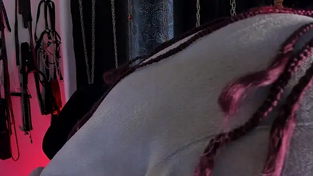 charrlotte quinn online show from 02/24/26, 02:37