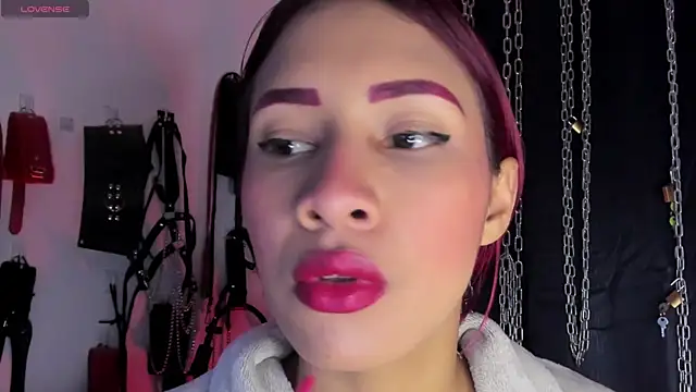 charrlotte quinn online show from 06/03/26, 12:30